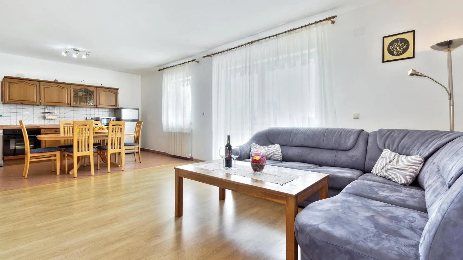 Ferienhaus Martinovic Kaštel Hırvatistan