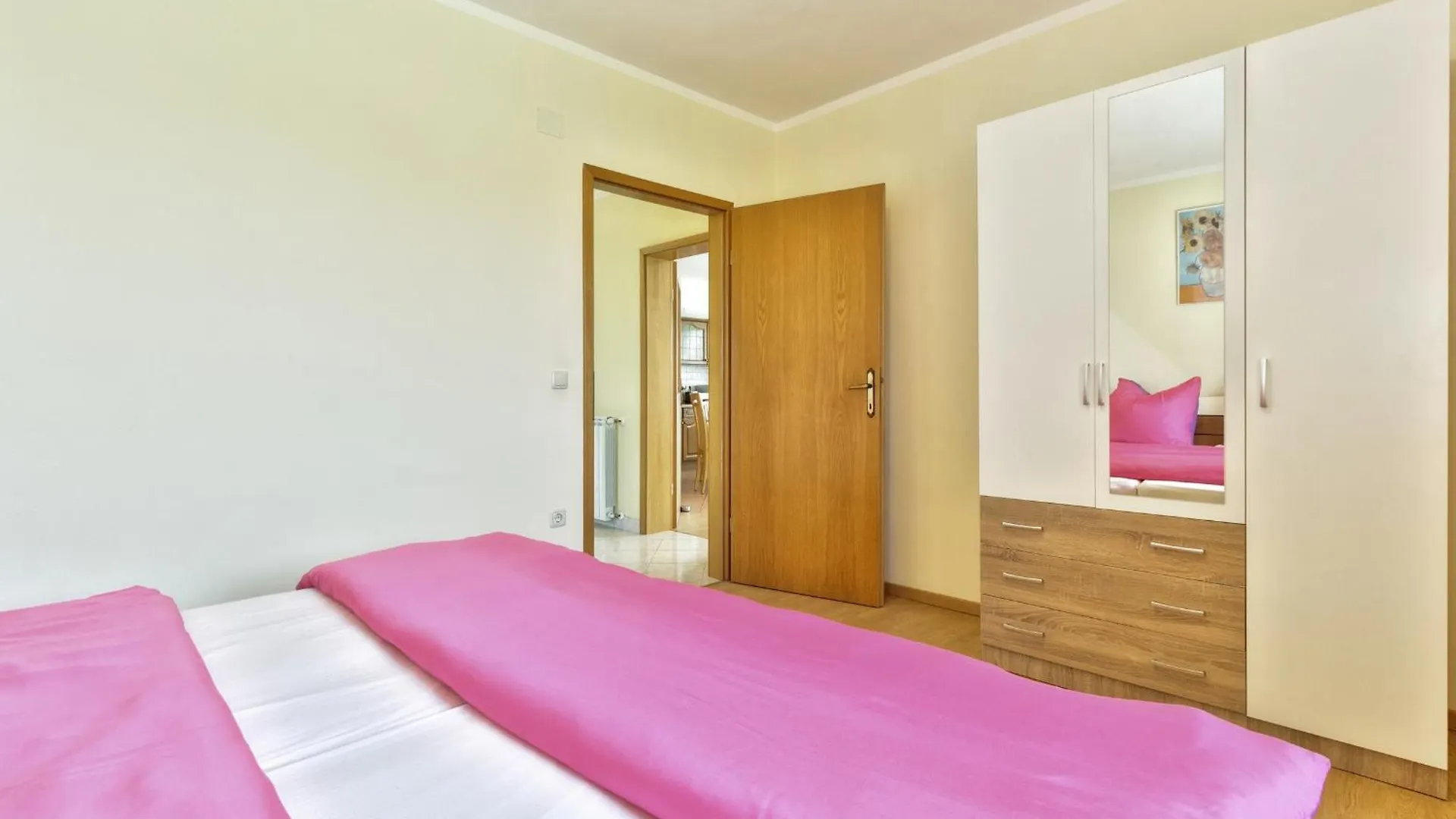 Ferienhaus Martinovic Kaštel 0*,  クロアチア
